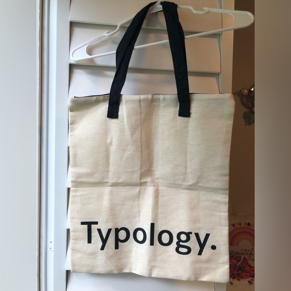 Typology tote bag NWOT 😄